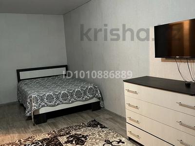 1-комнатная квартира · 39 м² · 5/5 этаж, Дулатова — Шакарима за 1 500 〒 в Семее