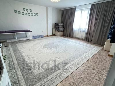 4-комнатная квартира · 112.2 м² · 7/7 этаж, молдагулова за 30.7 млн ₸ в Актобе
