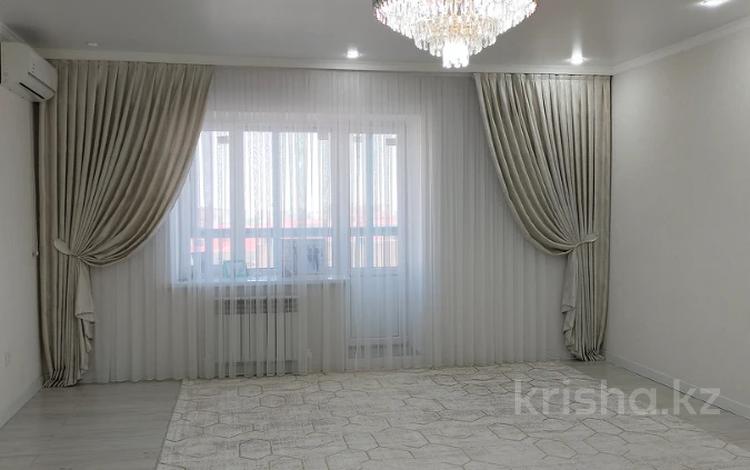 3-комнатная квартира · 125.5 м² · 8/9 этаж, мкр. Алтын орда, Алтын Орда за 45.9 млн 〒 в Актобе — фото 8