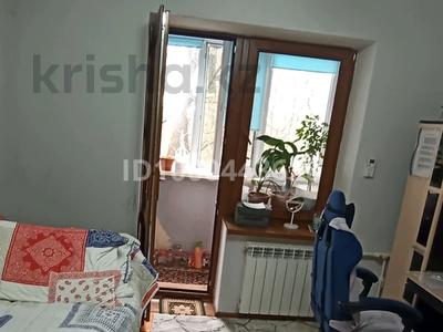 4-бөлмелі пәтер · 78 м² · 2/5 қабат, проспект Абая — Пересечение улицы Ташкентской, возле супермаркета "Фиркаан"., бағасы: 29 млн ₸ в Таразе