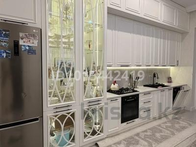Отдельный дом · 6 комнат · 180 м² · 6 сот., Учетный квартал 273 — Школа 2 за 75 млн ₸ в Абай