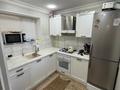 2-комнатная квартира · 50 м² · 5/9 этаж, 14-й мкр 14 — Набережная Актау за 20 000 ₸ — фото 5