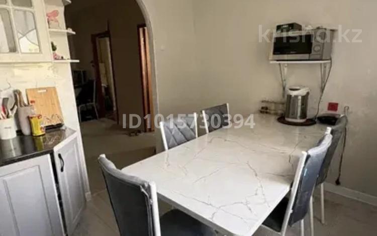3-бөлмелі пәтер · 65 м², Аксая 1 9, бағасы: 34 млн ₸ в Алматы — фото 2