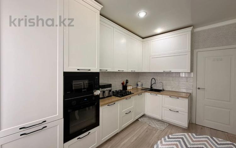 3-комнатная квартира · 80.4 м² · 8/8 этаж, сарыарка 3/1 за 45 млн ₸ в Кокшетау — фото 5