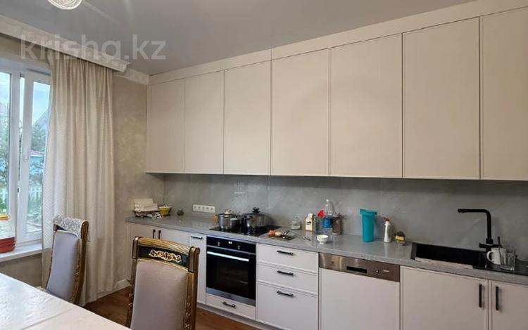 Жеке үй · 4 бөлме · 200 м² · 7 жүзд., Шашкина, бағасы: 215 млн ₸ в Астане, Есильский р-н — фото 2