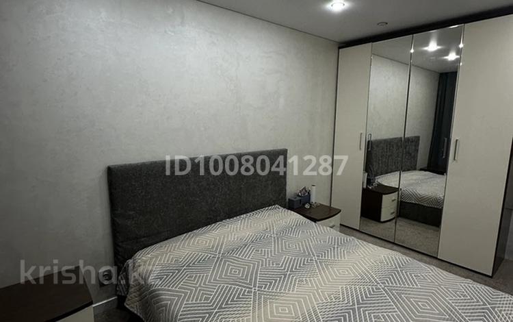 2-комнатная квартира · 55 м² · 1/6 этаж, мкр Астана 20 за 23 млн 〒 в Уральске — фото 4