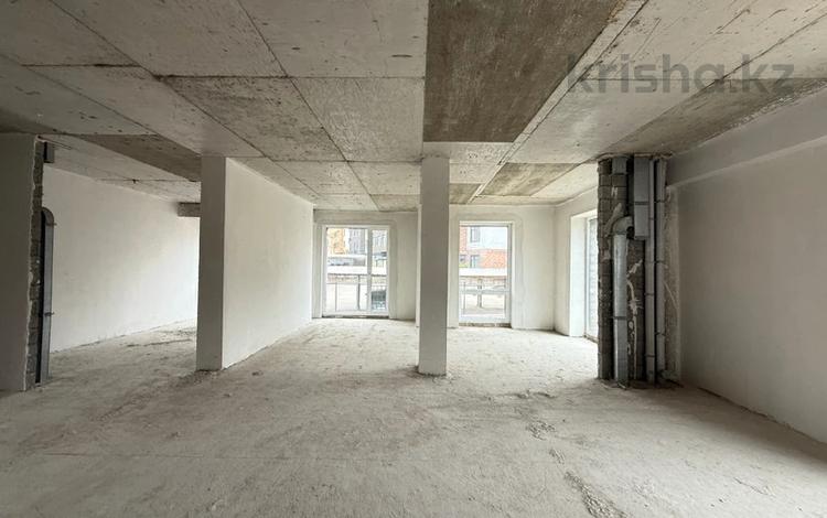 3-комнатная квартира · 101.4 м² · 2/3 этаж, Талапты 30 — Жангир Хана за 102 млн ₸ в Алматы, Бостандыкский р-н — фото 2