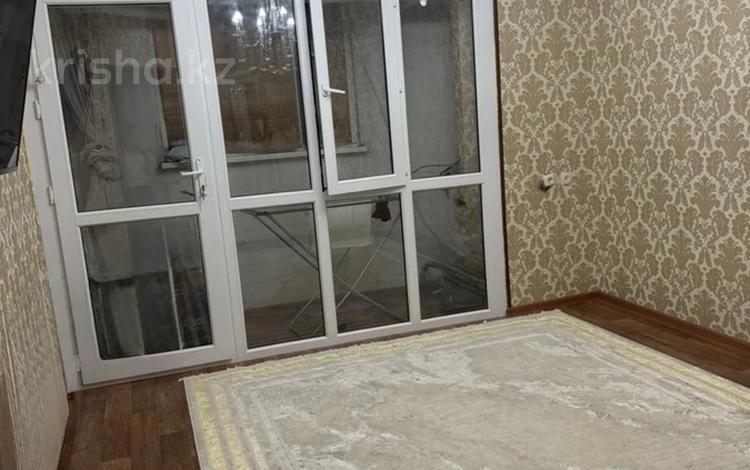 1-комнатная квартира · 33 м² · 5/5 этаж, 27-й мкр 74 за 6.5 млн ₸ в Актау — фото 2