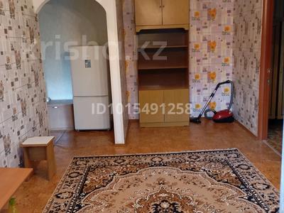 3-комнатная квартира · 45 м² · 3/5 этаж, Курмангазы за 16.5 млн ₸ в Уральске, мкр Школьник
