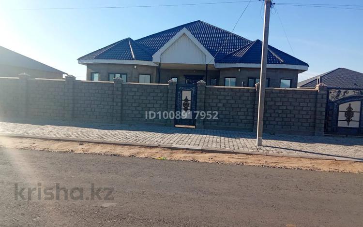 Отдельный дом · 6 комнат · 340 м² · 8 сот., Әбіш Кекілбай 44 — Мкр.Атырау за 38 млн 〒 в Кульсары — фото 2