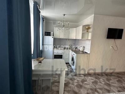 1-бөлмелі пәтер, 40 м², 2/5 қабат тәулік бойы, мкр Новый Город, Бухар Жырау 56, бағасы: 10 000 〒 в Караганде, Казыбек би р-н