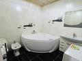 Жеке үй · 7 бөлме · 400 м² · 10 сот., Оркен - 2, 34 6, бағасы: 60 млн ₸ в Атырау — фото 44