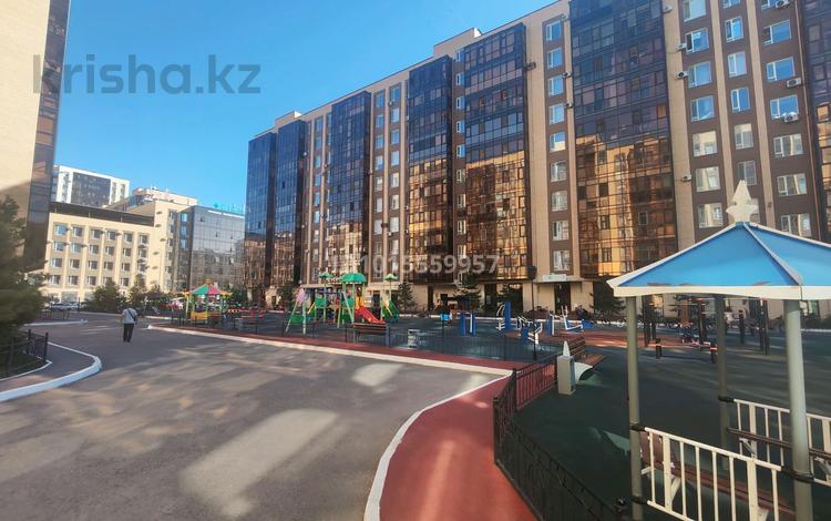 2-бөлмелі пәтер · 71 м² · 2/10 қабат, Анет Баба 11/1, бағасы: 350 000 ₸ в Астане, Нура р-н — фото 2