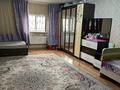 4 комнаты · 100 м² · 9/9 этаж, мкр Аксай-1А 31 Б — Ташкентский Момышулы за 75 000 ₸ в Алматы, Ауэзовский р-н