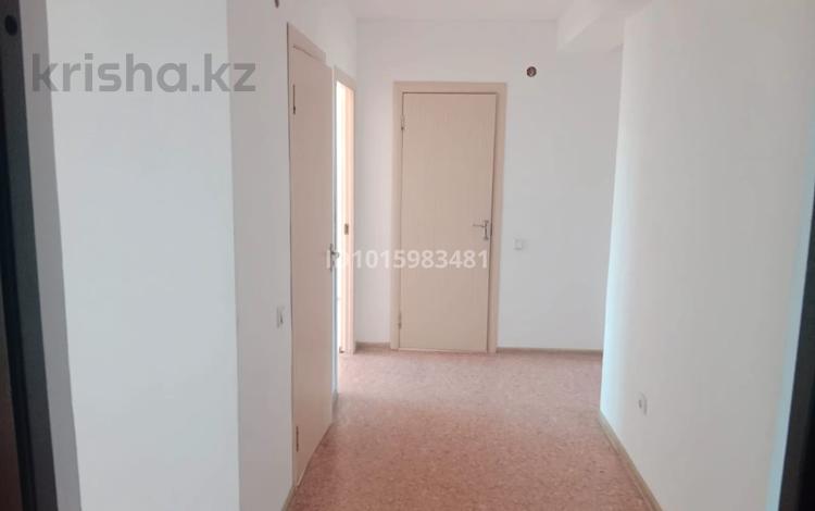 3-комнатная квартира · 70 м² · 3/5 этаж, мкр Коккайнар, ул. Аркалык, 119 — Возле цон за 250 000 ₸ в Алматы, Алатауский р-н — фото 2
