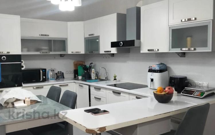 3-комнатная квартира · 100 м² · 6/11 этаж, мкр Жетысу-3, Бауыржана Момышулы — проспект Абая за 59 млн 〒 в Алматы, Ауэзовский р-н — фото 2