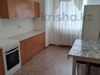 2-бөлмелі пәтер · 60 м² · 12/12 қабат · ай сайын, Кошкарбаева 40 — Жумабаева, бағасы: 140 000 〒 в Астане