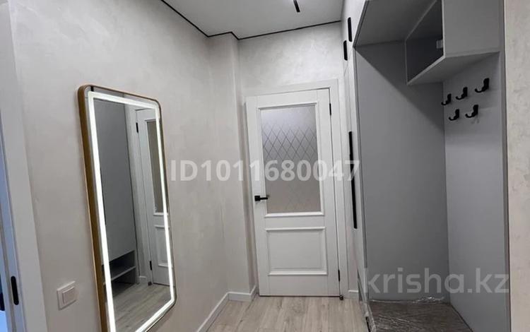1-комнатная квартира · 45 м² · 4/5 этаж, мкр Самал 39 — Назарбаева Сатпаева за 400 000 ₸ в Алматы, Медеуский р-н — фото 2