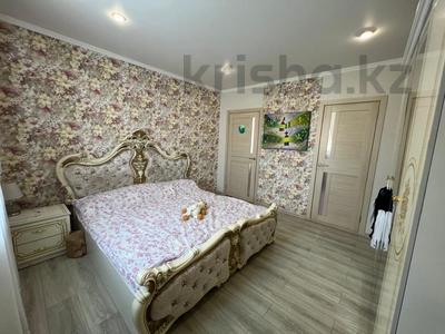 Отдельный дом · 5 комнат · 220 м² · 9 сот., мкр Уркер — Малайсары Батыр за 60 млн 〒 в Астане, Нура р-н