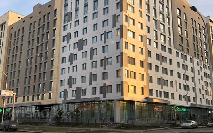 3-комнатная квартира, 86 м², 3/9 этаж, Бокейхана 40 за 48.6 млн 〒 в Астане, Есильский р-н — фото 2