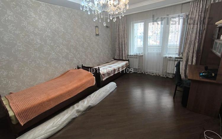 3-комнатная квартира · 107 м² · 1/16 этаж, Торайгырова 19а за 90 млн ₸ в Алматы, Бостандыкский р-н — фото 7
