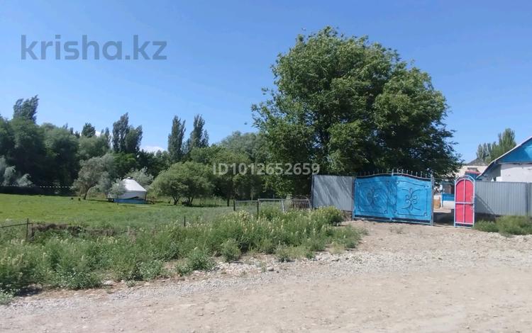 Отдельный дом · 4 комнаты · 120 м² · 16 сот., Данешракешов 35үй — Ассалаумағаликум жетысү облысы панфилов ауданы ұшарал ауылында жер ұй за 20 млн ₸ в Ушарале — фото 2