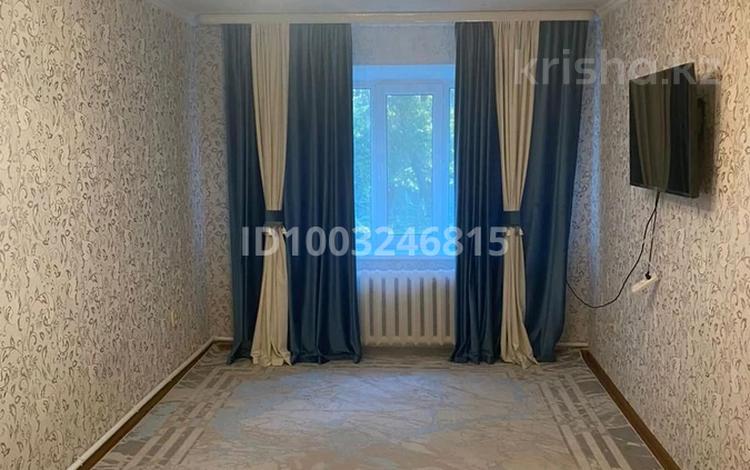 3-бөлмелі пәтер · 57 м² · 1/2 қабат, Достық — Берёзка магазин, бағасы: 9 млн ₸ в Западно-Казахстанской обл., Достык — фото 2