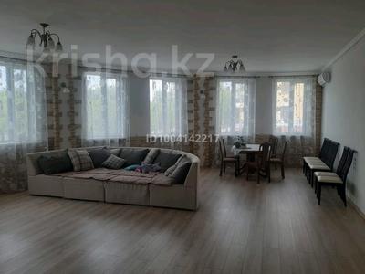 4-бөлмелі пәтер · 250 м² · 3/9 қабат, мкр Новый Город, Мкр Новый Город, Абая 5, бағасы: 500 000 〒 в Караганде, Казыбек би р-н