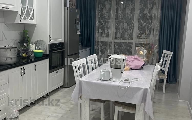 3-комнатная квартира, 84 м², 7/9 этаж, Кульджинский тракт 16/15 — Халық Арена за ~ 54 млн 〒 в Алматы, Медеуский р-н — фото 2