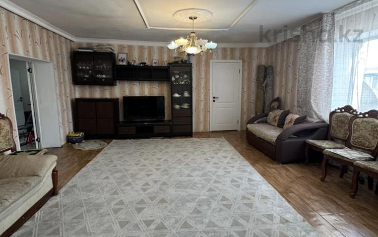 Жеке үй · 4 бөлме · 126.5 м² · 10 жүзд., Чарская 89, бағасы: 20 млн ₸ в Семее — фото 2