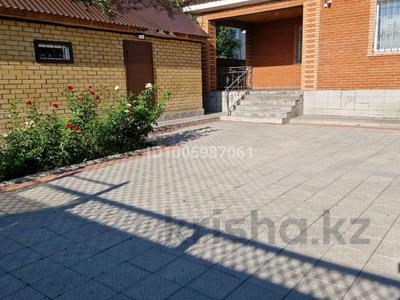 Отдельный дом · 5 комнат · 143 м² · 10 сот., Пр. Сатпаева 27/4 — Байбачина за 100 млн ₸ в Усть-Каменогорске