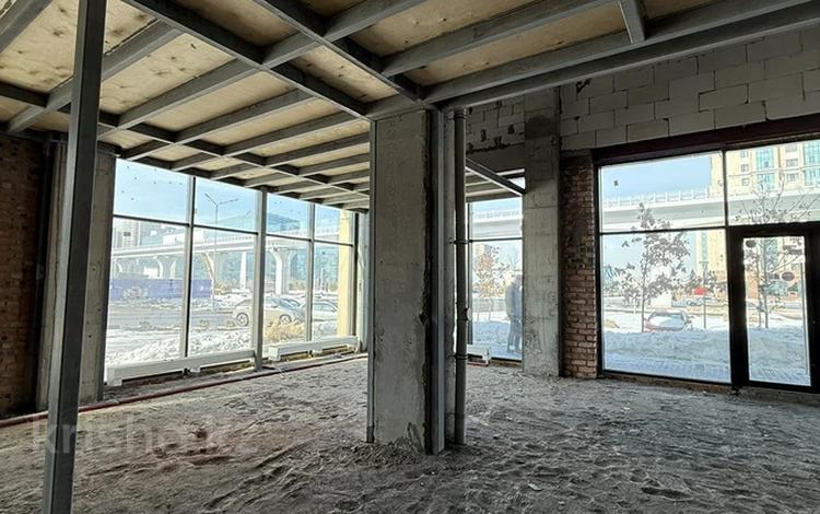 Еркін, кеңселер, сұлулық салондары · 383 м², бағасы: 390 млн ₸ в Астане, Есильский р-н — фото 9