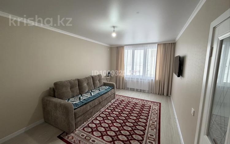 1-комнатная квартира · 38 м² · 6/9 этаж, Е 652 20 за 180 000 ₸ в Астане, Есильский р-н — фото 2