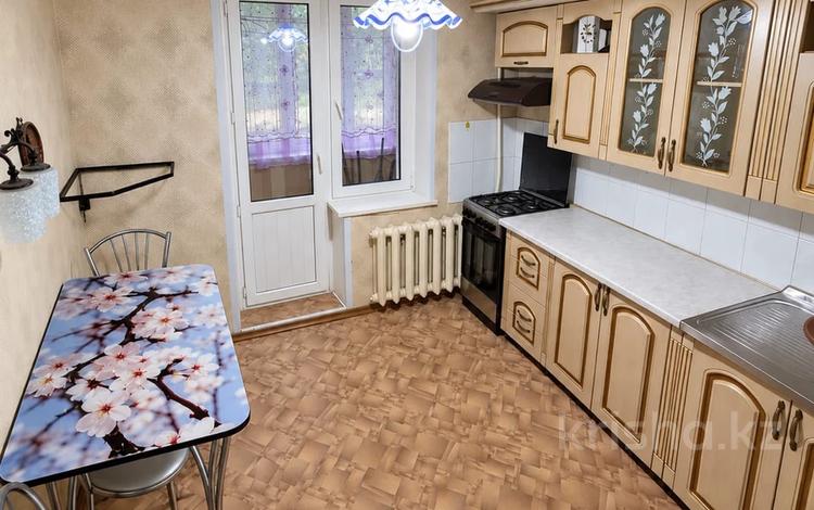 2-бөлмелі пәтер · 55 м² · 1/5 қабат, Северо-Восток ш/а. 35, бағасы: 16 млн ₸ в Уральске, мкр Северо-Восток — фото 2
