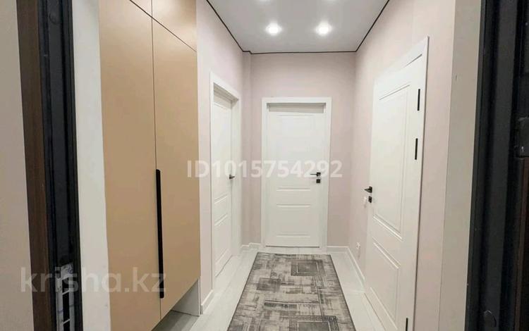 1-комнатная квартира · 38 м² · 3/9 этаж, мкр Шымсити за 160 000 ₸ в Шымкенте, Абайский р-н — фото 2