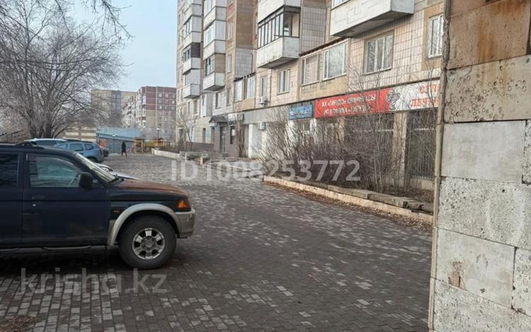 Свободное назначение, офисы, магазины и бутики, склады, общепит, салоны красоты, медцентры и аптеки, образование, развлечения · 320 м² за 150 млн ₸ в Караганде, Казыбек би р-н — фото 3