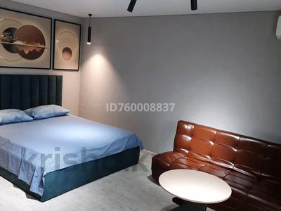 1-бөлмелі пәтер · 36 м² · 4/5 қабат, Кердеры 77 — Центральный рынок, бағасы: 12 000 〒 в Уральске, мкр Школьник