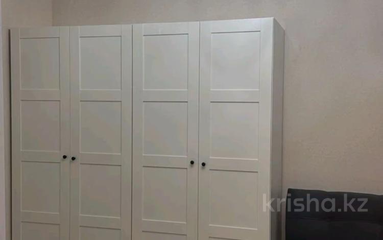 1-комнатная квартира · 42 м² · 3/18 этаж, Мангелик ел 51 за 220 000 ₸ в Астане, Есильский р-н — фото 2