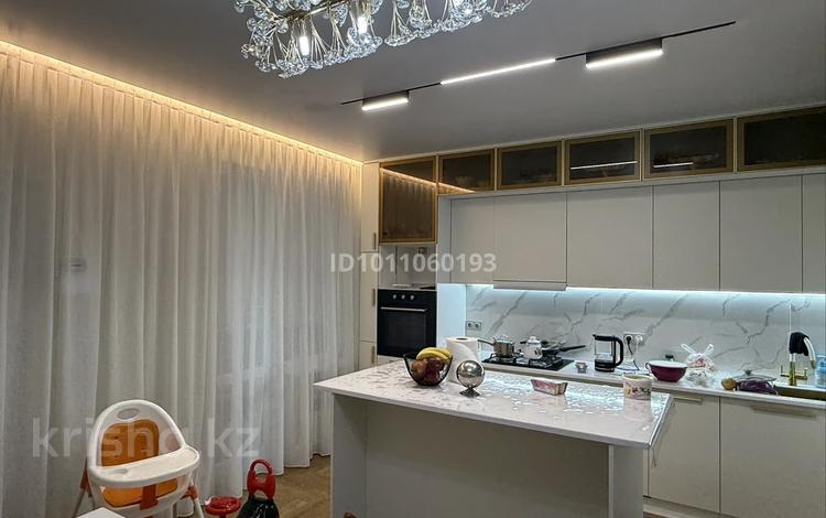 3-комнатная квартира · 126 м² · 4/9 этаж, Кулманова 107 — Площадь за 75 млн 〒 в Атырау — фото 2