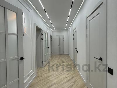 4-бөлмелі пәтер · 170 м² · 1/5 қабат, Алтын орда ш/а., Тәуелсіздік, бағасы: 75 млн ₸ в Актобе, мкр. Алтын орда