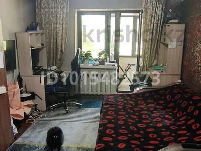 1-комнатная квартира · 33 м² · 3/3 этаж, мкр №2 17 за 25 млн ₸ в Алматы, Ауэзовский р-н