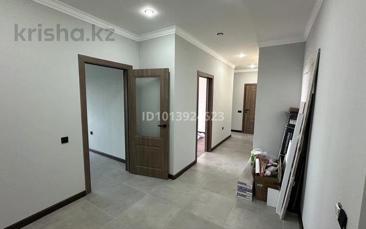 3-комнатная квартира · 114 м² · 5/9 этаж, 17-й микрорайон, Жандосова 73/а за 69 млн ₸ в Шымкенте, Аль-Фарабийский р-н — фото 2