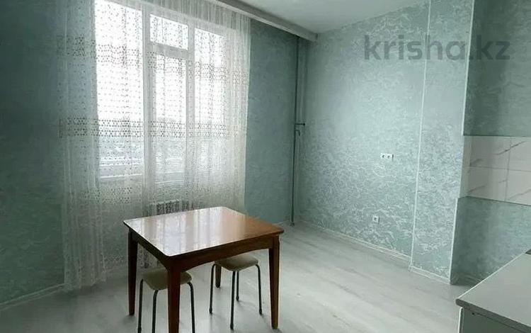 1-бөлмелі пәтер · 51 м² · 9/10 қабат, 16-й мкр 13, бағасы: ~ 15 млн ₸ в Актау — фото 2