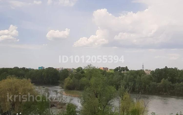 2-бөлмелі пәтер · 72 м² · 5/9 қабат, Протозанова 135, бағасы: 35.2 млн ₸ в Усть-Каменогорске — фото 2