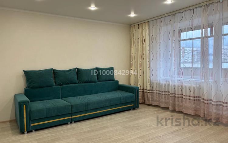 2-бөлмелі пәтер · 56 м² · 4/5 қабат, М Жусупа 52/1 — М Жусупа -Ауэзова, бағасы: 15 000 ₸ в Экибастузе — фото 2