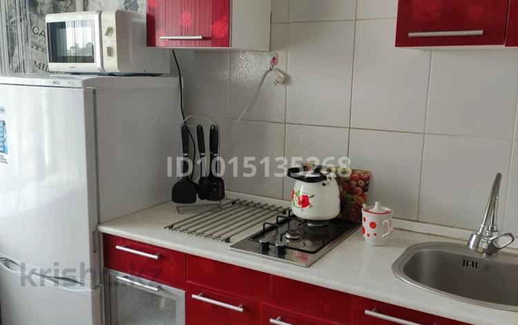 1-бөлмелі пәтер · 33 м² · 4/5 қабат, Абая 12 — Кенесары, бағасы: 15 000 ₸ в Бурабае — фото 2