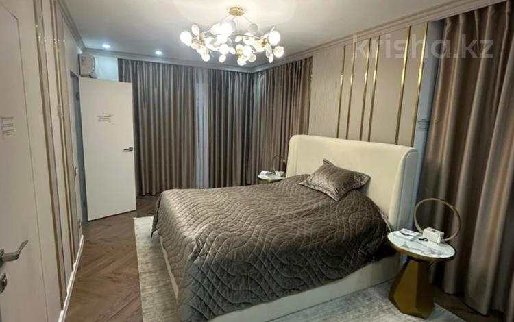 4-бөлмелі пәтер · 135 м² · 4/9 қабат, Микрорайон Береке 53, бағасы: 89 млн ₸ в Костанае — фото 6