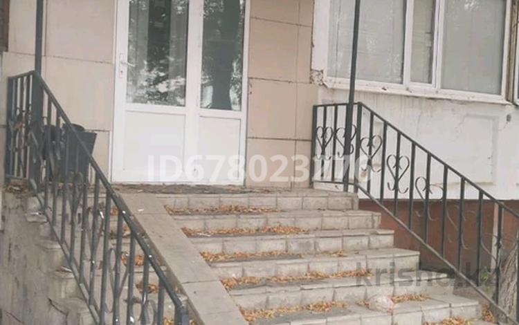 Магазины и бутики · 70 м² за 250 000 ₸ в Актобе, мкр 12 — фото 2