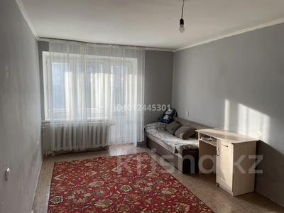 1-комнатная квартира · 36 м² · 5/5 этаж, мкр Юго-Восток, 27й микрорайон 17 за 15 млн ₸ в Караганде, Казыбек би р-н