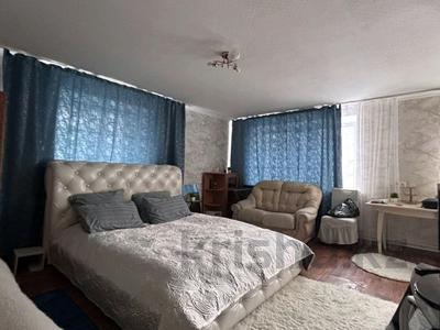 1-комнатная квартира · 33 м² · 3/5 этаж, Просп. Нуркена Абдирова 50/1 за 160 000 〒 в Караганде, Казыбек би р-н